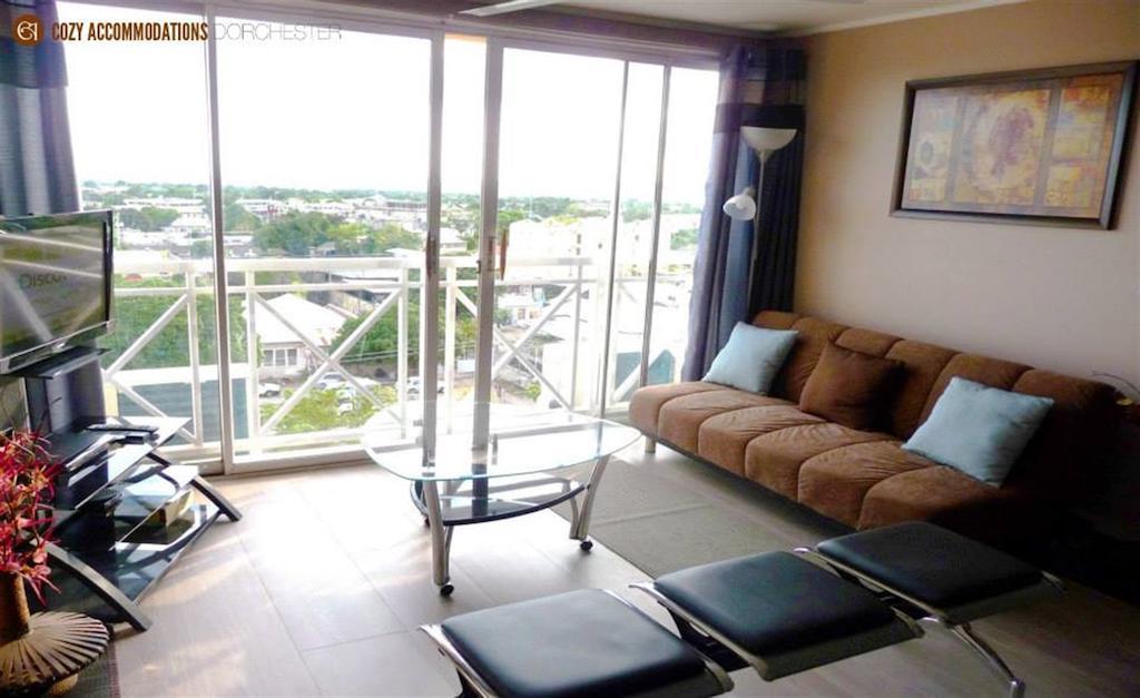 Cozy Accommodations - Dorchester City Line Kingston Phòng bức ảnh