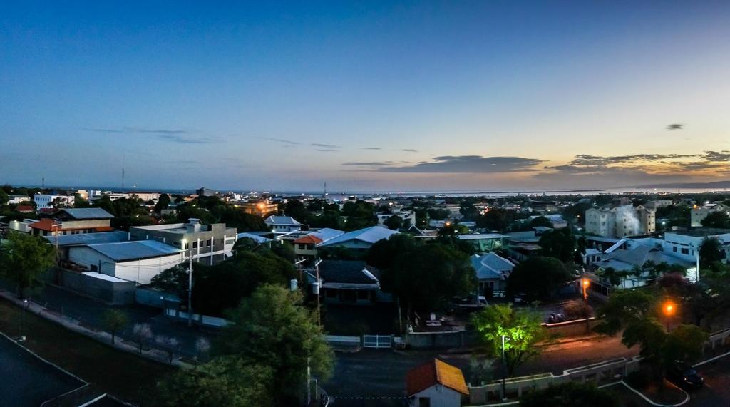Cozy Accommodations - Dorchester City Line Kingston Ngoại thất bức ảnh