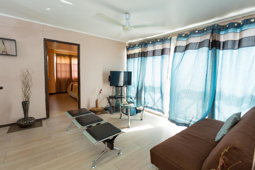 Cozy Accommodations - Dorchester City Line Kingston Ngoại thất bức ảnh