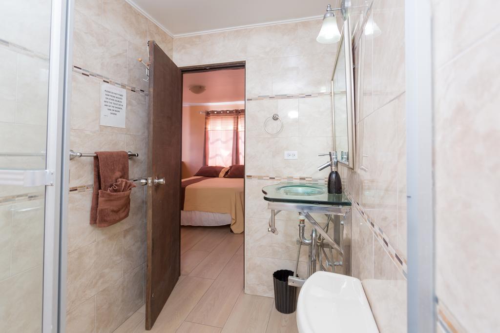 Cozy Accommodations - Dorchester City Line Kingston Ngoại thất bức ảnh